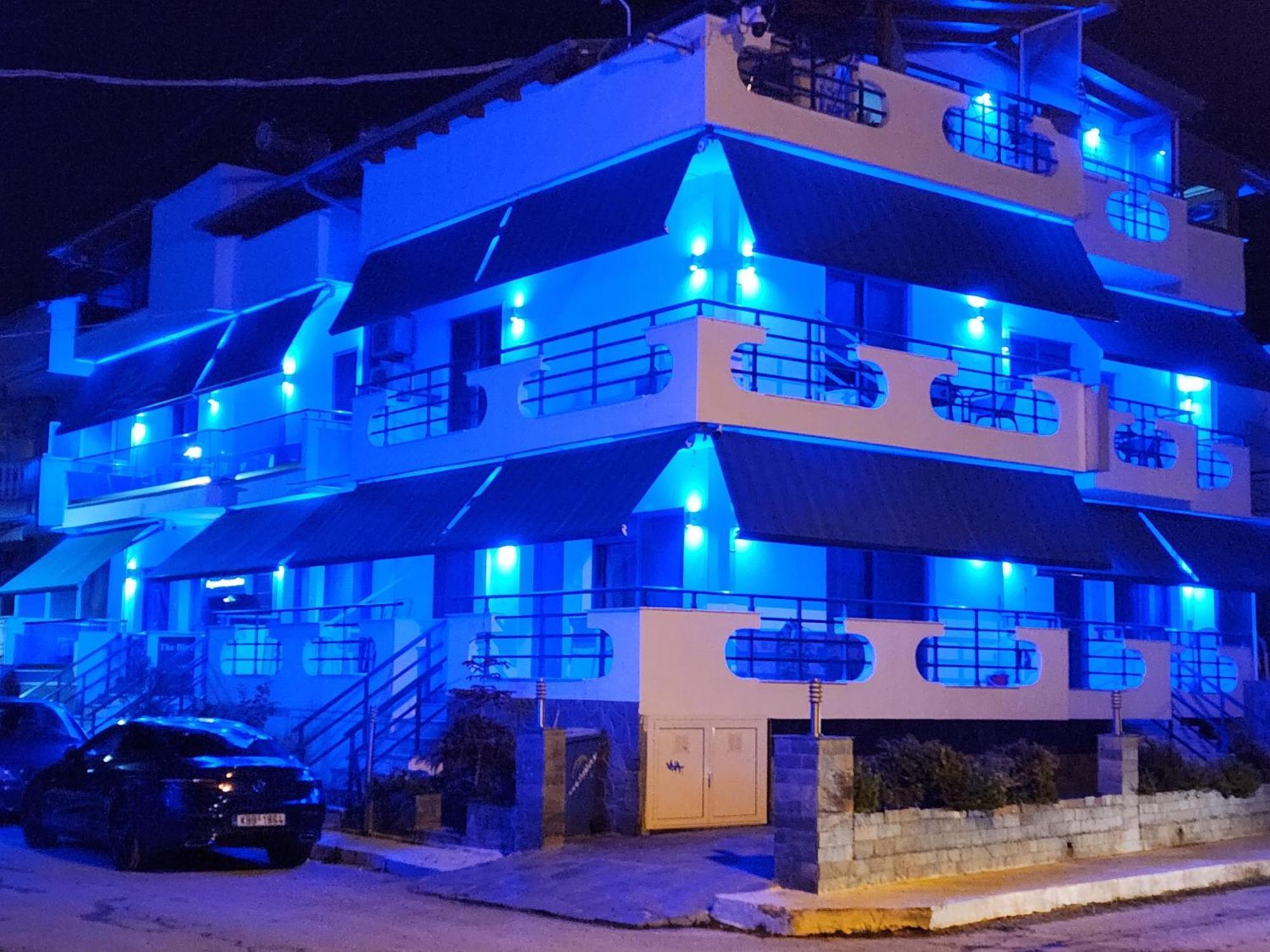 The Blue Beach Apartments Nea Peramos  Exterior photo