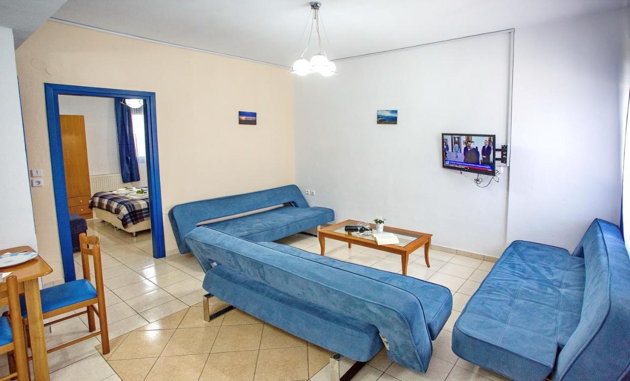 The Blue Beach Apartments Nea Peramos  Exterior photo