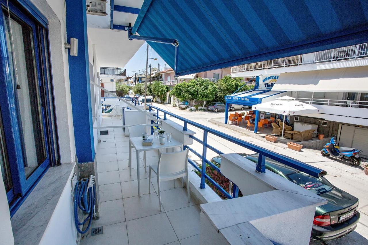 The Blue Beach Apartments Nea Peramos  Exterior photo